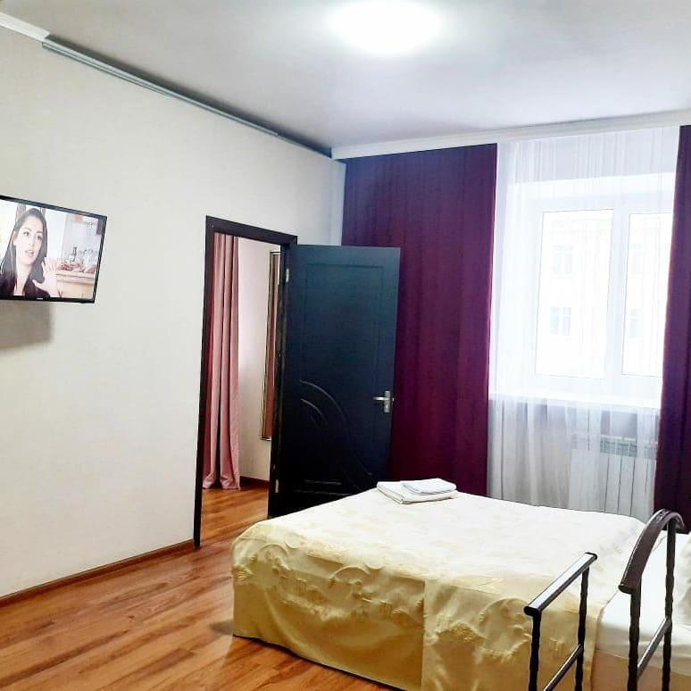 City Hotel Ustʼ-Kamenogorsk Εξωτερικό φωτογραφία