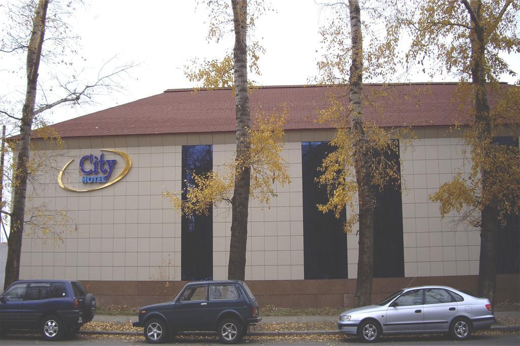 City Hotel Ustʼ-Kamenogorsk Εξωτερικό φωτογραφία