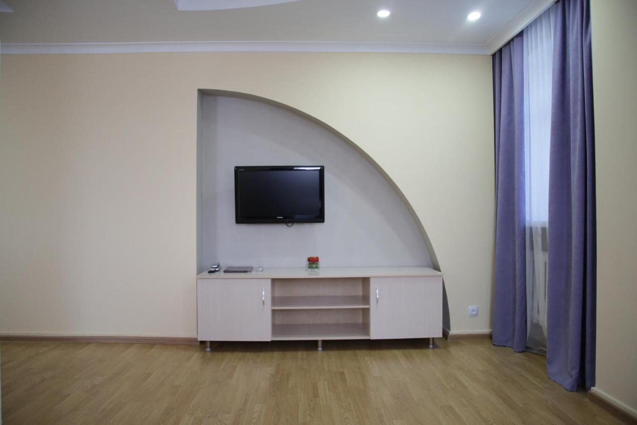 City Hotel Ustʼ-Kamenogorsk Εξωτερικό φωτογραφία