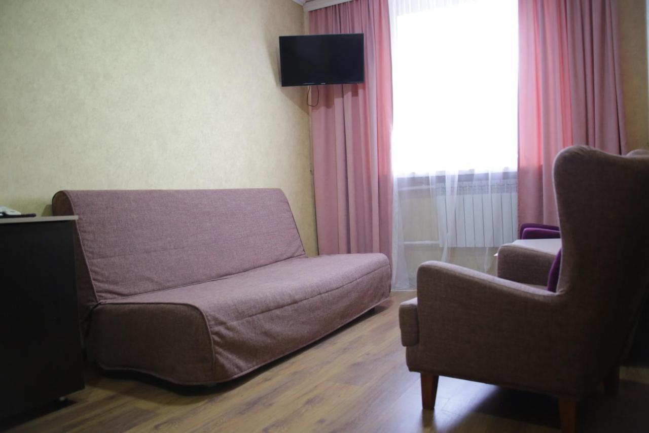 City Hotel Ustʼ-Kamenogorsk Εξωτερικό φωτογραφία
