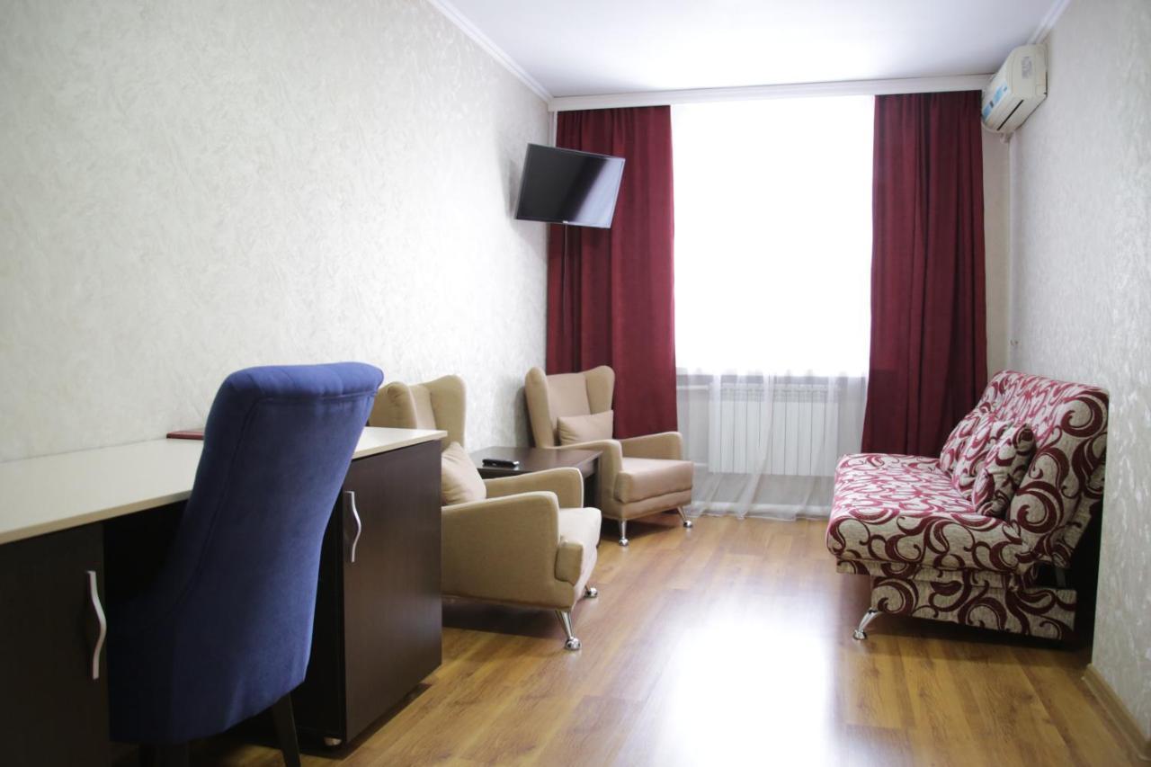 City Hotel Ustʼ-Kamenogorsk Εξωτερικό φωτογραφία
