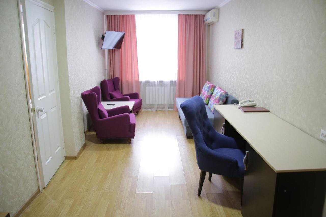 City Hotel Ustʼ-Kamenogorsk Εξωτερικό φωτογραφία